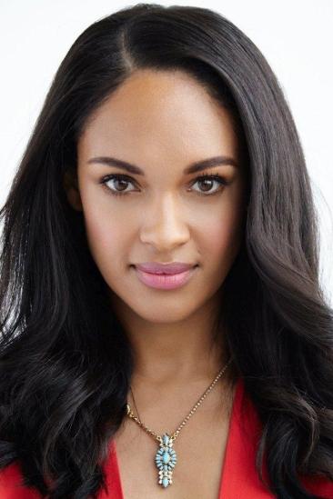 Cynthia Addai-Robinson Image
