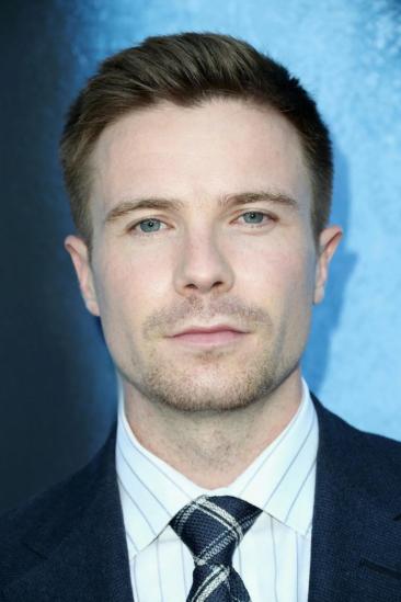 Joe Dempsie Image