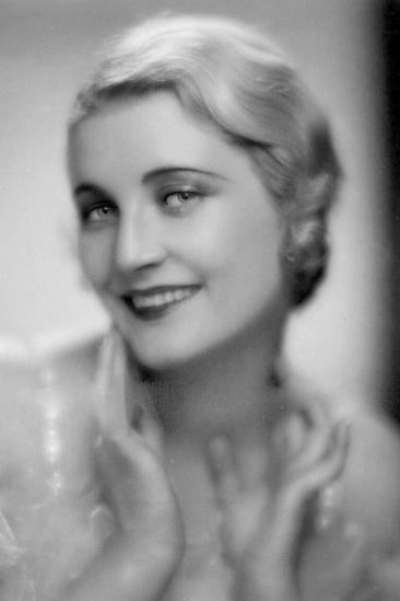 Jeanette Loff Image
