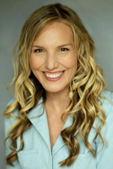 Elizabeth Bower Image