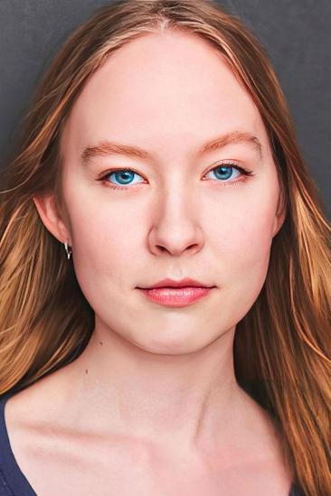 Olivia Simmons Image