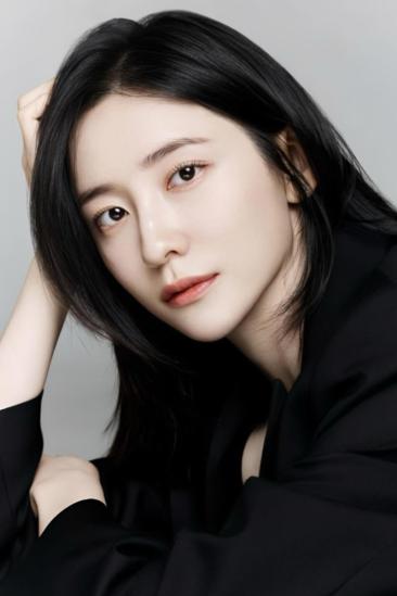 Park Ji-hyun Image