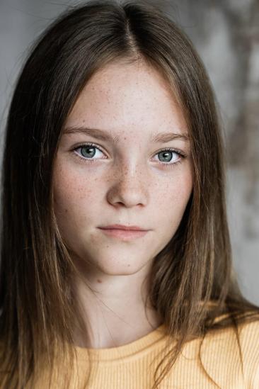 Mae Higgins Image