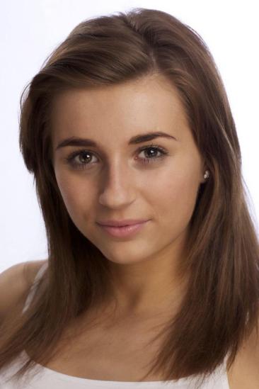 Dani Dyer Image
