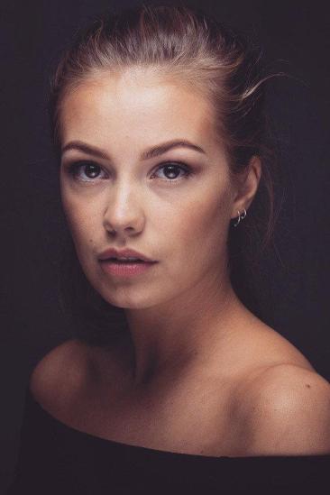 Julia Bender Image