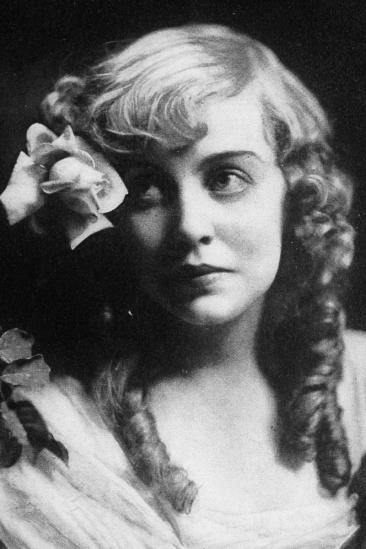 Violet MacMillan Image