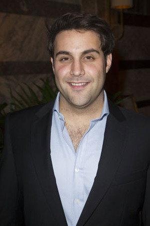 Adrian Der Gregorian Image