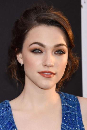Violett Beane Image