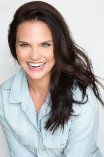 Cassandra Jean Amell Image