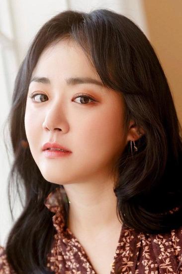 Moon Geun-young Image