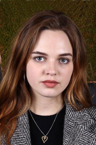 Odessa Young Image