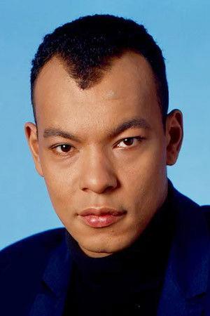 Roland Gift Image