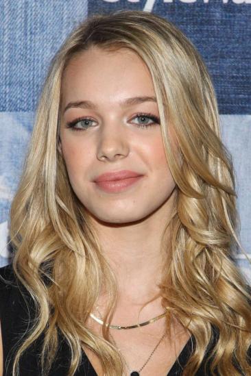Sadie Calvano Image