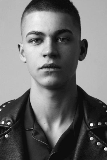 Hero Fiennes Tiffin Image
