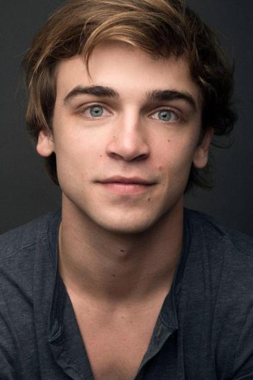 Sean Grandillo Image
