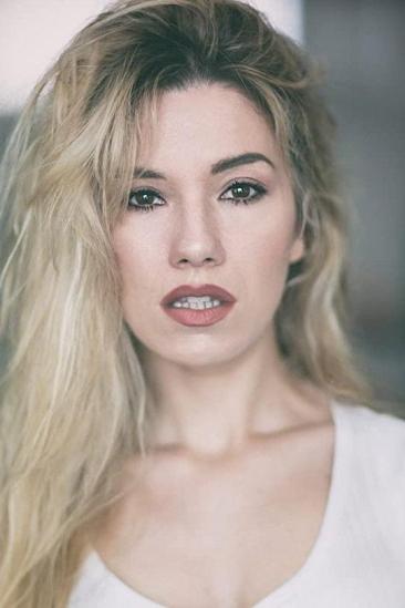 Emilie Parvillers Image