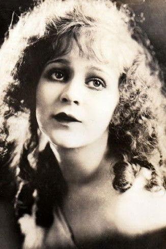 Claire Whitney Image