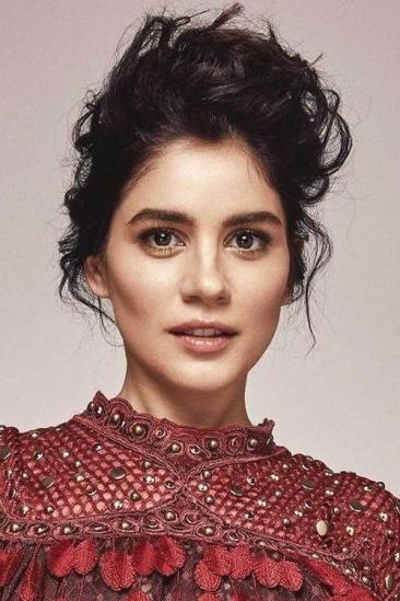 Zeynep Çamcı Image