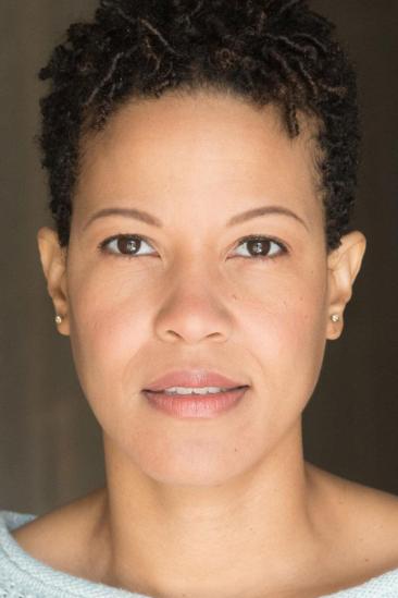 Shannon Mayers Image