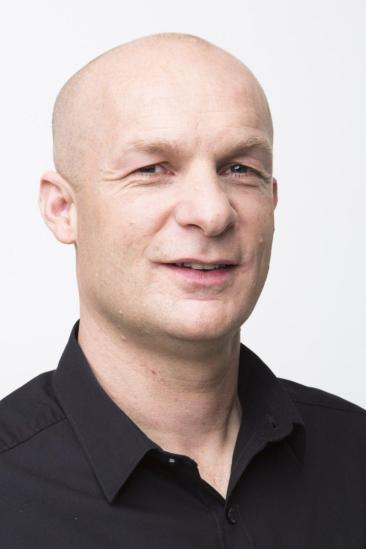 Christopher Knights Image