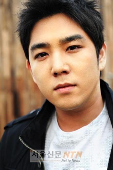 Kim Young-woon Image