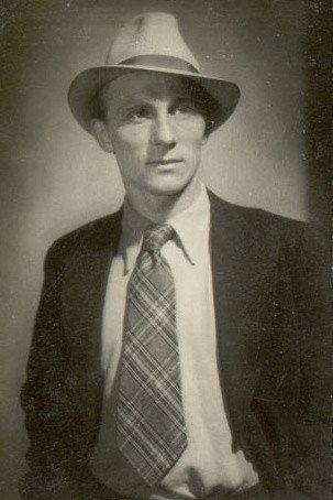 Ernst Busch Image