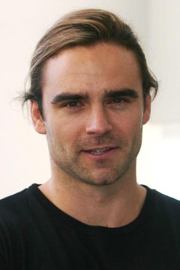 Dustin Clare Image