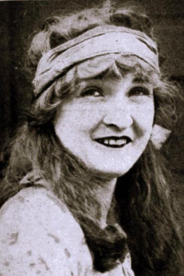 Loretta Blake Image