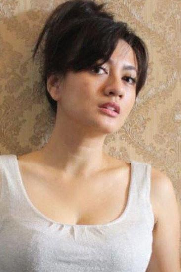 Yeyen Lidya Image