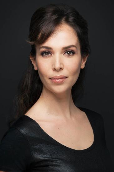 Esra Ronabar Image