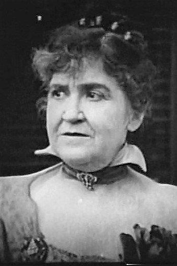 Laura La Varnie Image