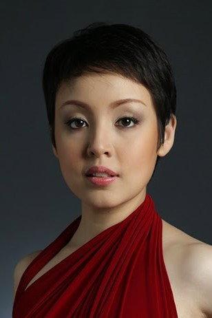 Cris Villonco Image