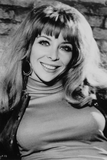 Angelique Pettyjohn Image