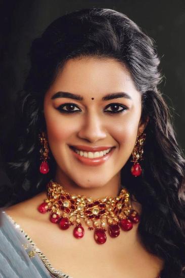 Mirnalini Ravi Image