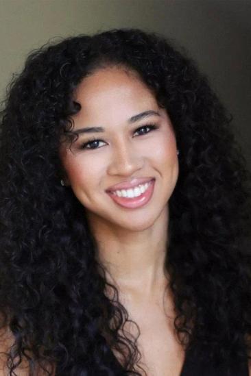 Christina Cooper Image