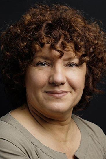 Ayşenil Şamlıoğlu Image