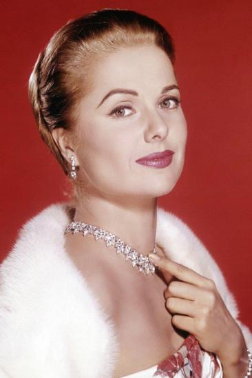 Martha Hyer Image
