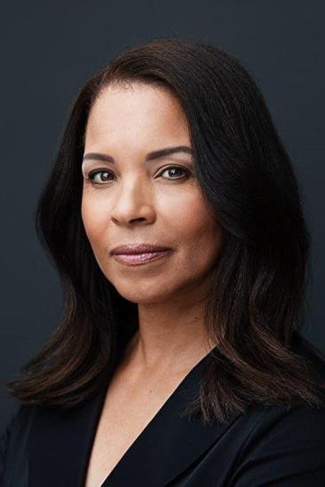 Traci Wolfe Image