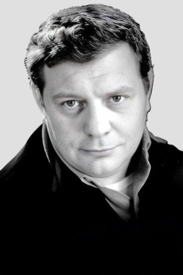Renzo Palmer Image