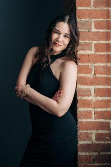 Sugey Cruz Image