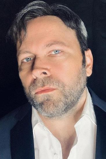 Angus Benfield Image