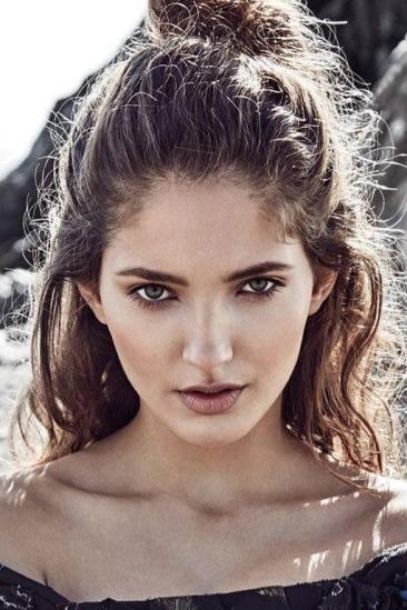 Sara Sandeva Image
