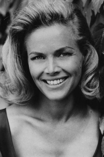 Honor Blackman Image