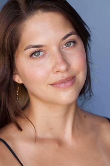 Elizabeth Peterson Image