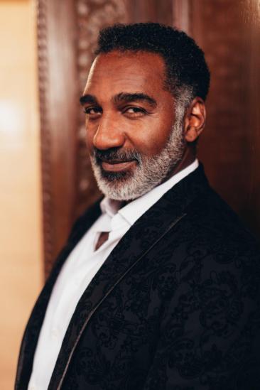 Norm Lewis Image