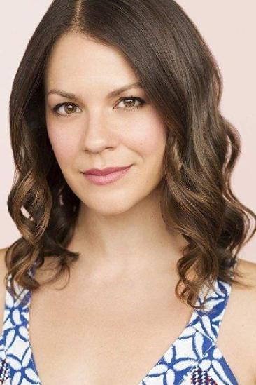 Erin Fritch Image