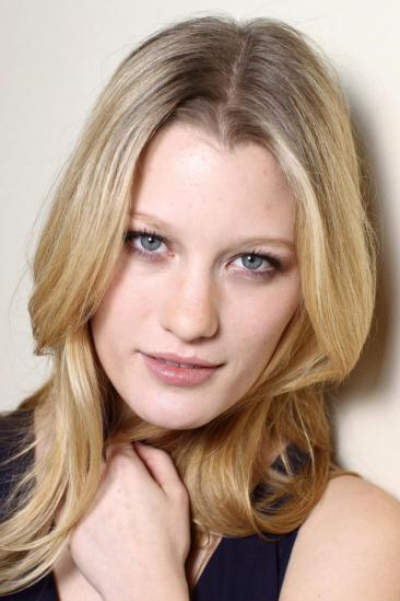 Ashley Hinshaw Image