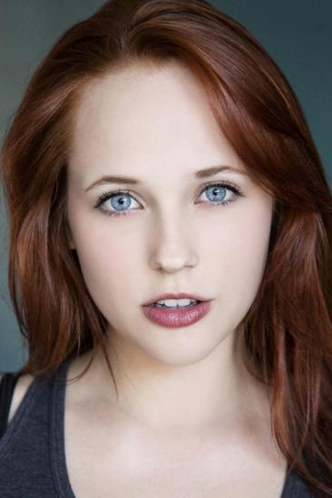 Nicole Elliott Image