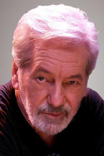 César Camargo Mariano Image