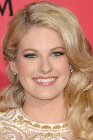 Stephanie Leigh Schlund Image